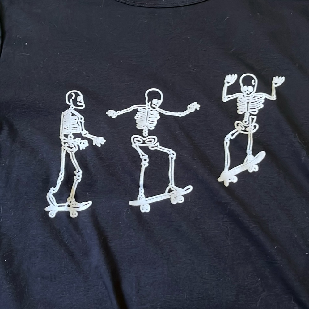 Skate boarding skeletons